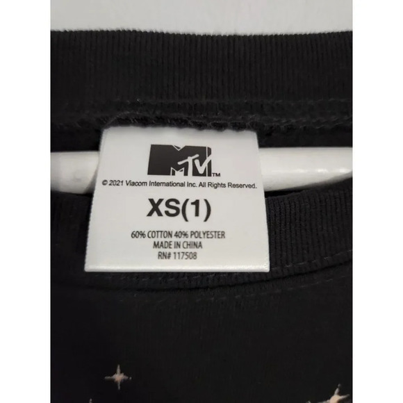 MTV WORLD TOUR SWEATER XS BRAND NEW - Picture 3 of 5